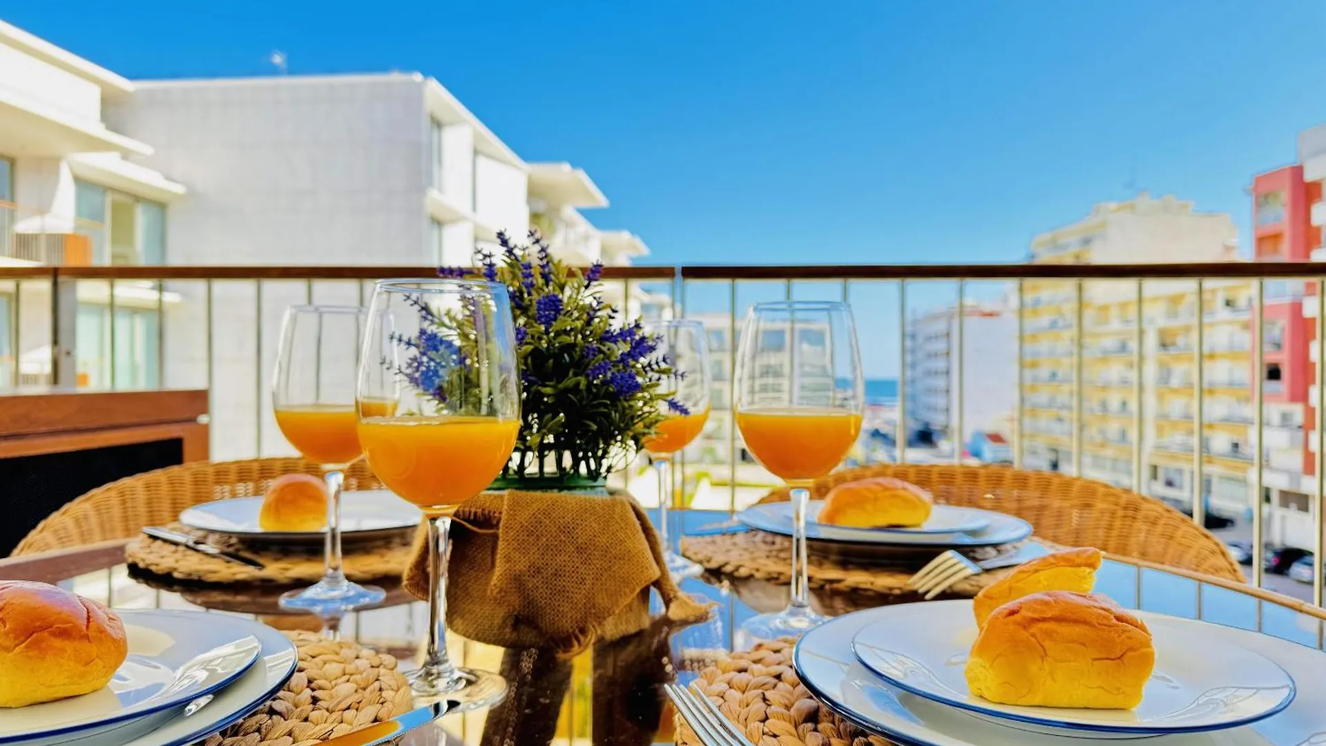 Bayline Luxury Spa And Pool Apartment location